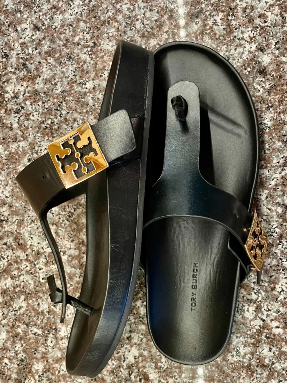 NWOT Tory Burch Vachetta Leather Mellow Thong Sandal In Perfect Black Women US 9